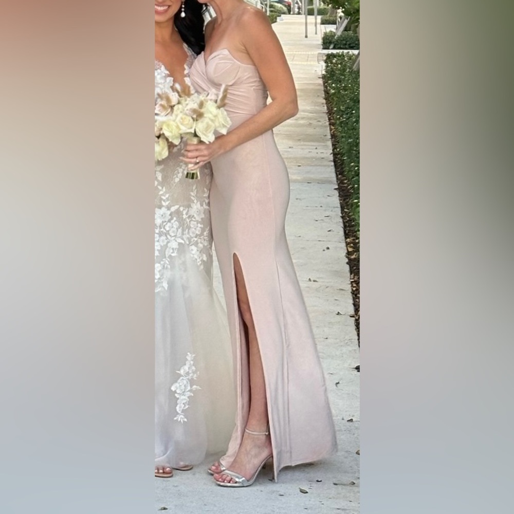 CHAMPAGNE MAXI DRESS WITH LEG SLIT